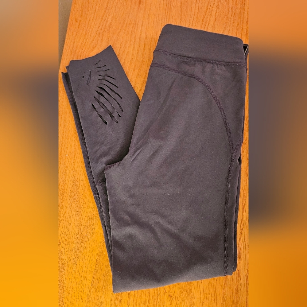 Free People Movement Leggings in purple size small